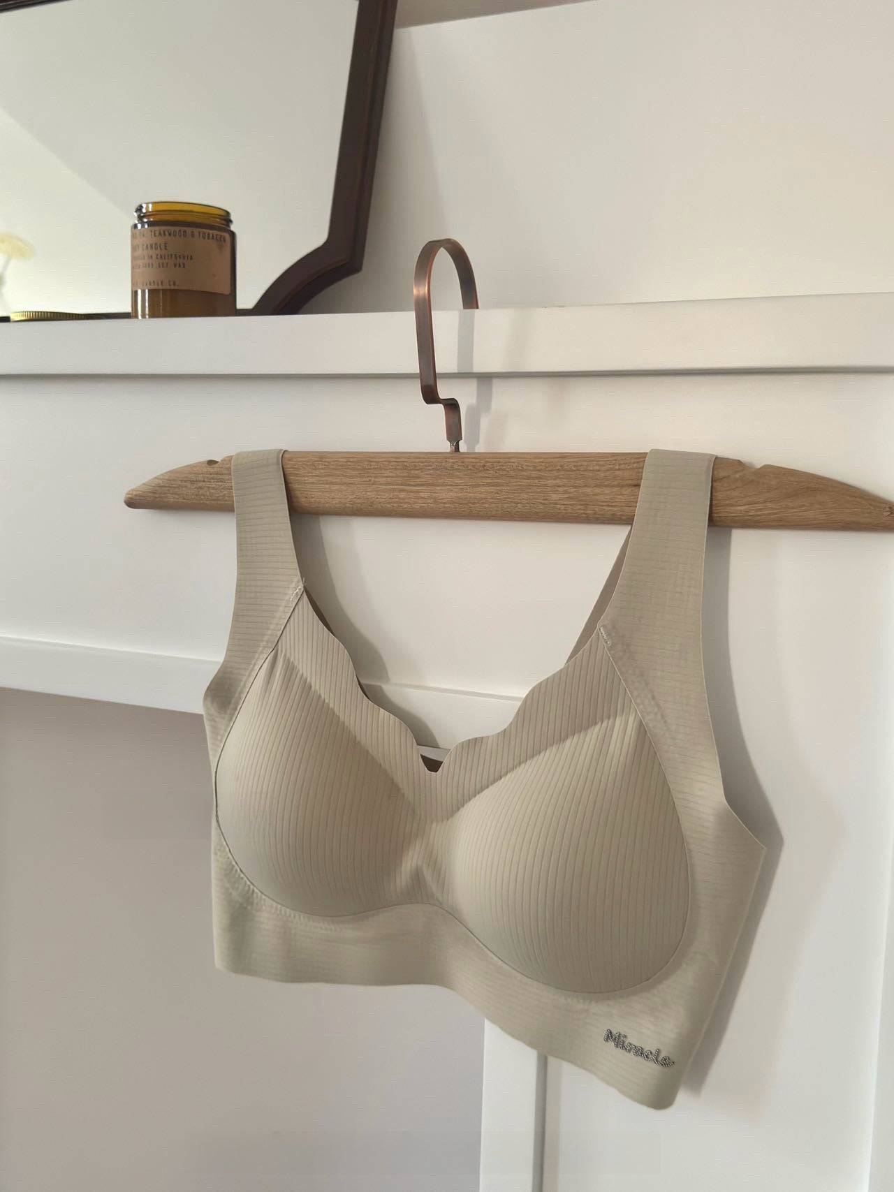 Women's Comfort Wireless Bra — Soft Undergarment