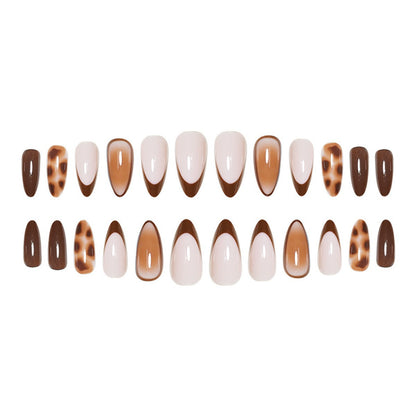 Wearing leopard-print nails enhances skin brightness.