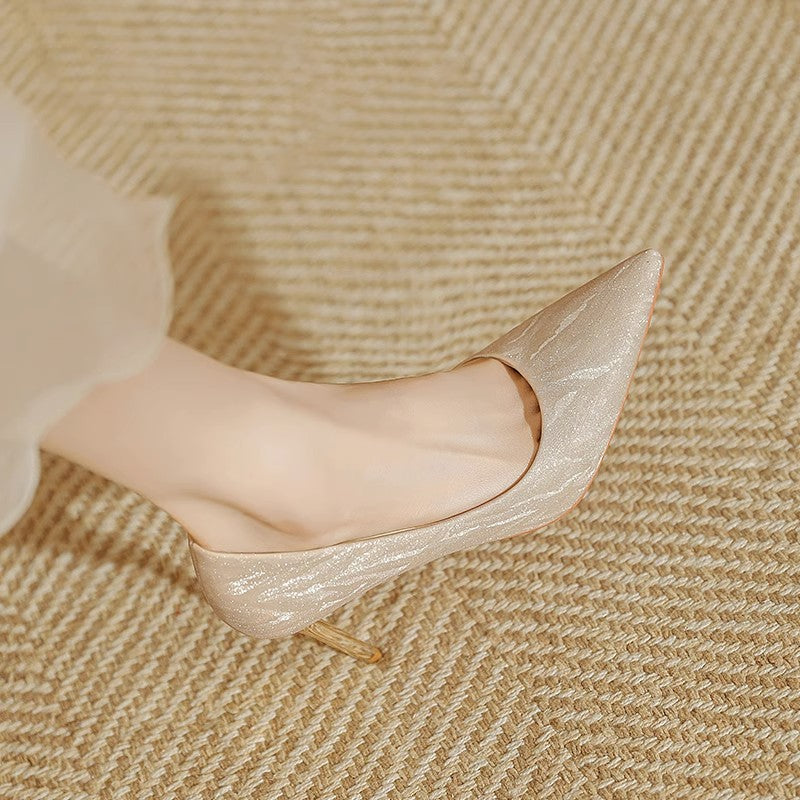 Women's high heels that are comfortable to wear and can be worn in two ways