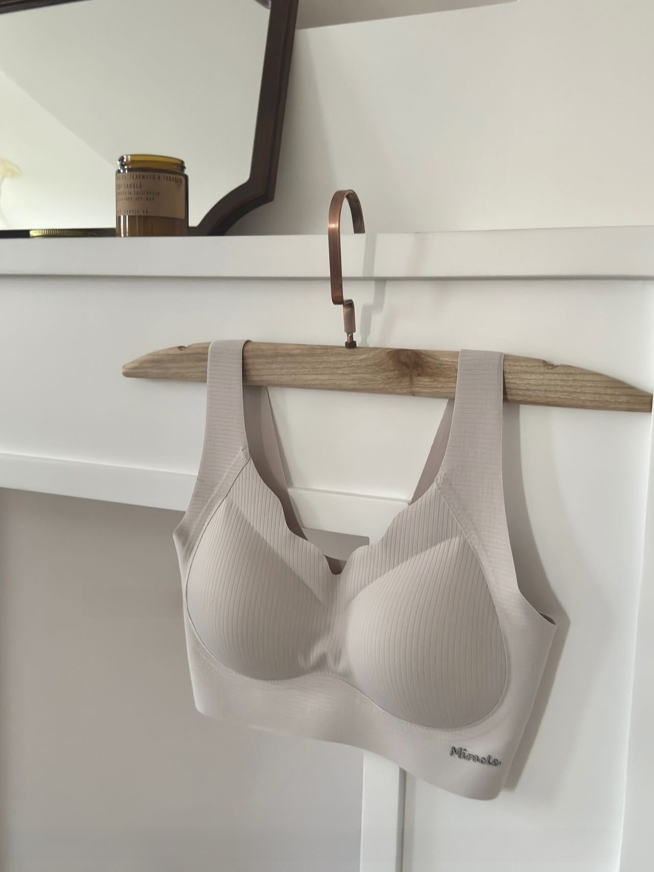 Women's Comfort Wireless Bra — Soft Undergarment