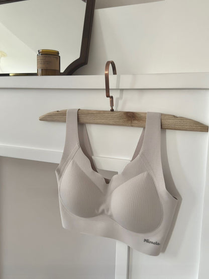 Women's Comfort Wireless Bra — Soft Undergarment